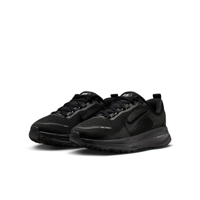 Y Nike Vomero 18 HQ2157-010