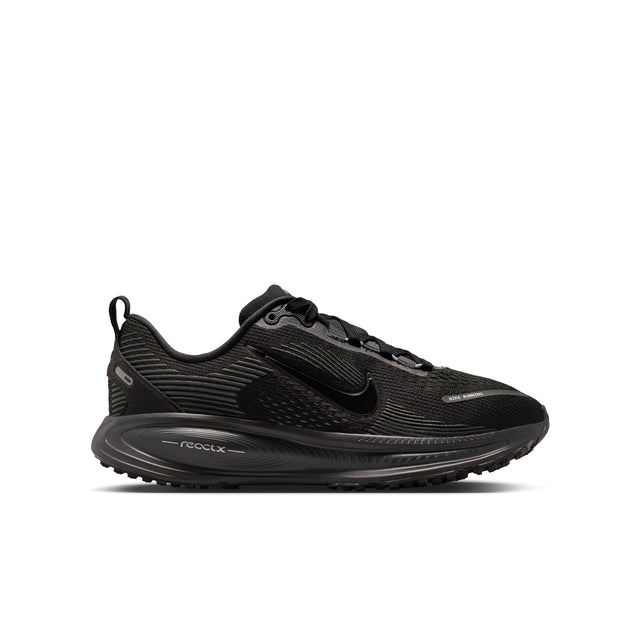 Y Nike Vomero 18 HQ2157-010