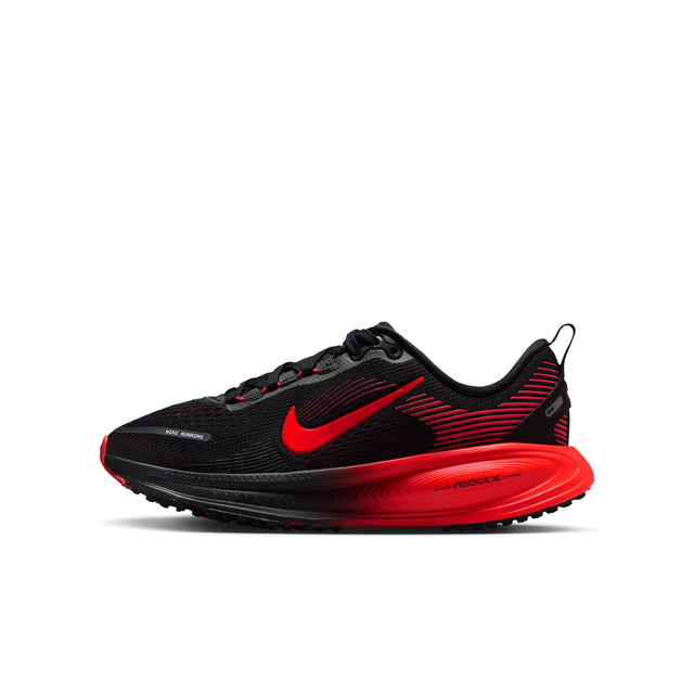 Y Nike Vomero 18 HQ2157-013