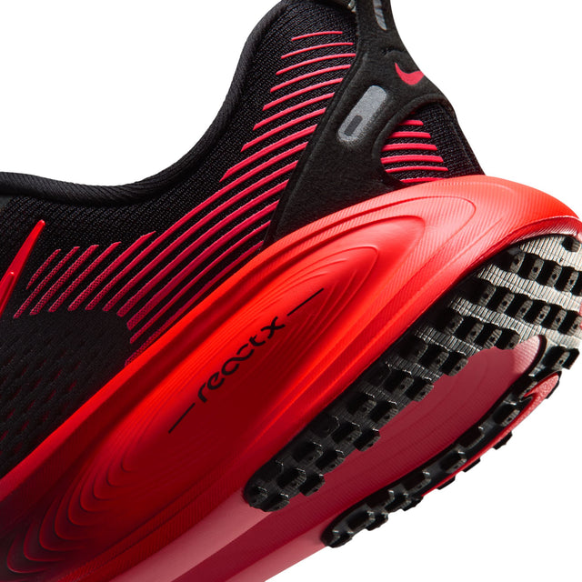 Y Nike Vomero 18 HQ2157-013