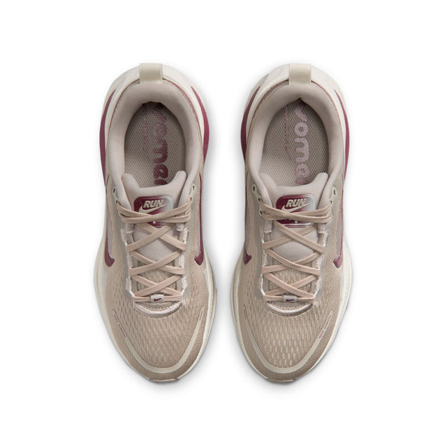 Y Nike Vomero 18 HQ2157-201