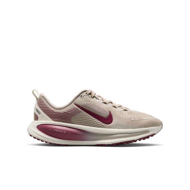 Y Nike Vomero 18 HQ2157-201