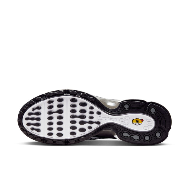M Nike Air Max Plus VII HQ2197-100