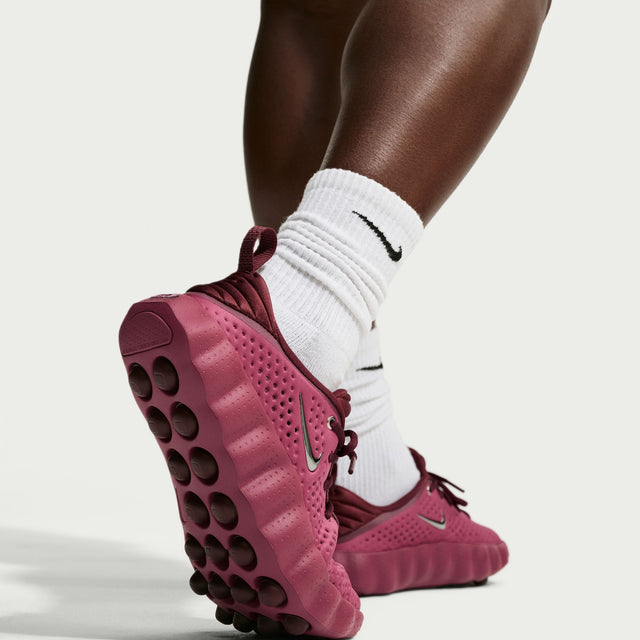 W Nike Mind 002 HQ4310-600