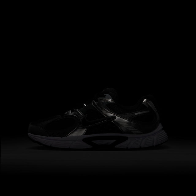 Y Nike V5 RNR HQ6411-001