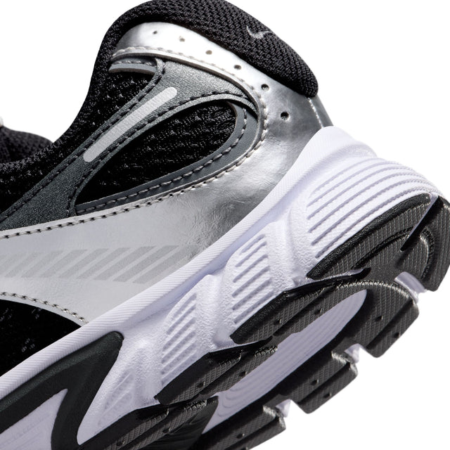 Y Nike V5 RNR HQ6411-001