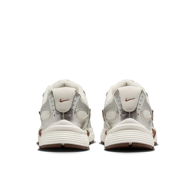 Nike V5 RNR HQ7901-102