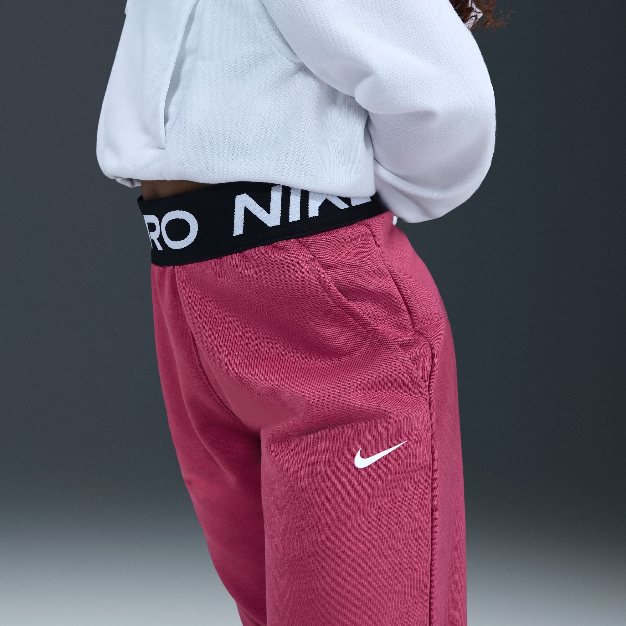 nike sportswear club fleece desert berry