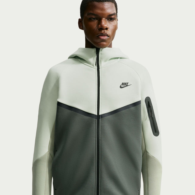 M Nike Tech HV0949-313