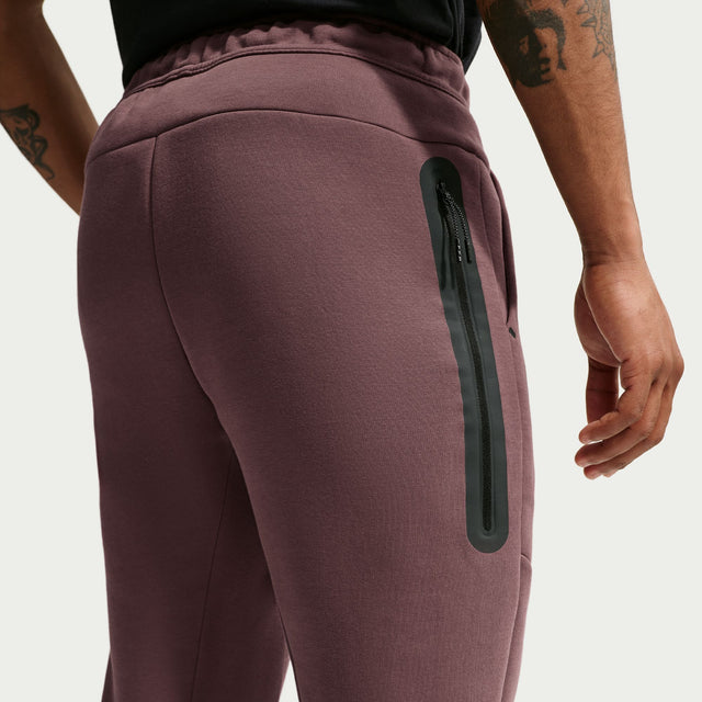 M Nike Tech HV0959-502