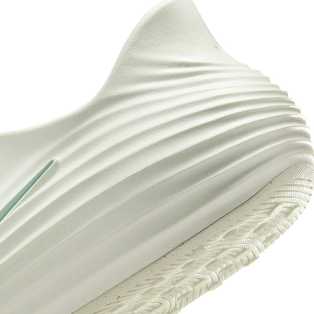 M Nike ReactX Rejuven8 HV5060-005