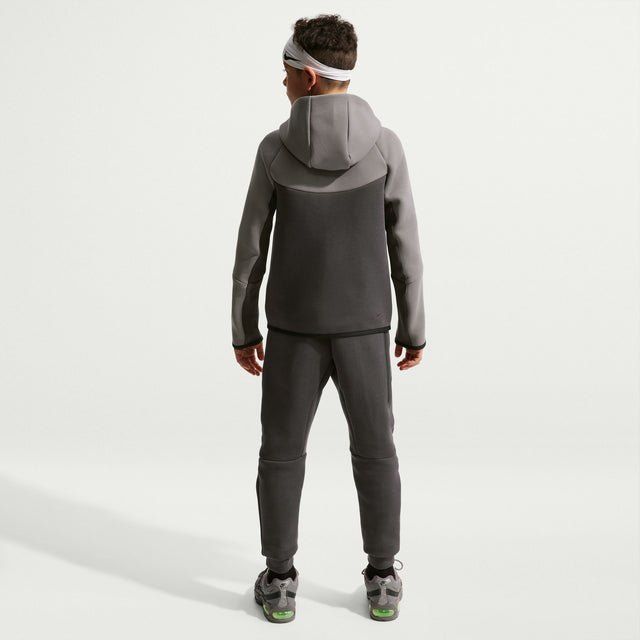 Y Nike Sportswear Tech Fleece HV5867-015