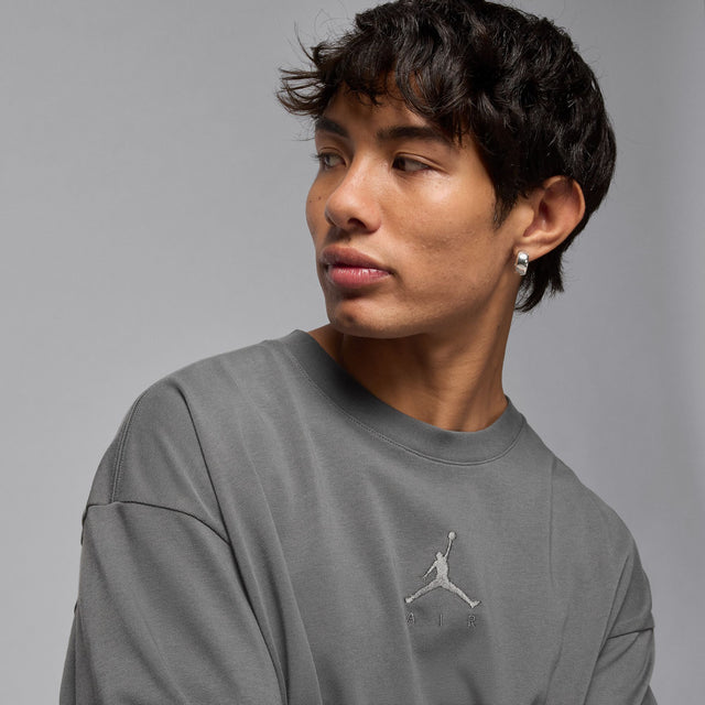 M Jordan Flight Essentials IB7345-068