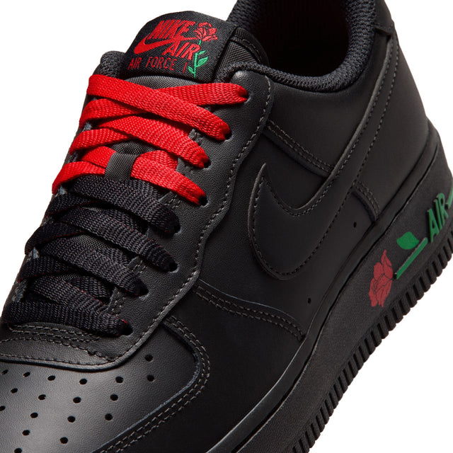 W Nike Air Force 1 '07 SE IF0498-001