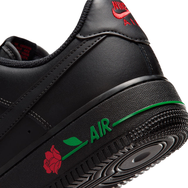 W Nike Air Force 1 '07 SE IF0498-001