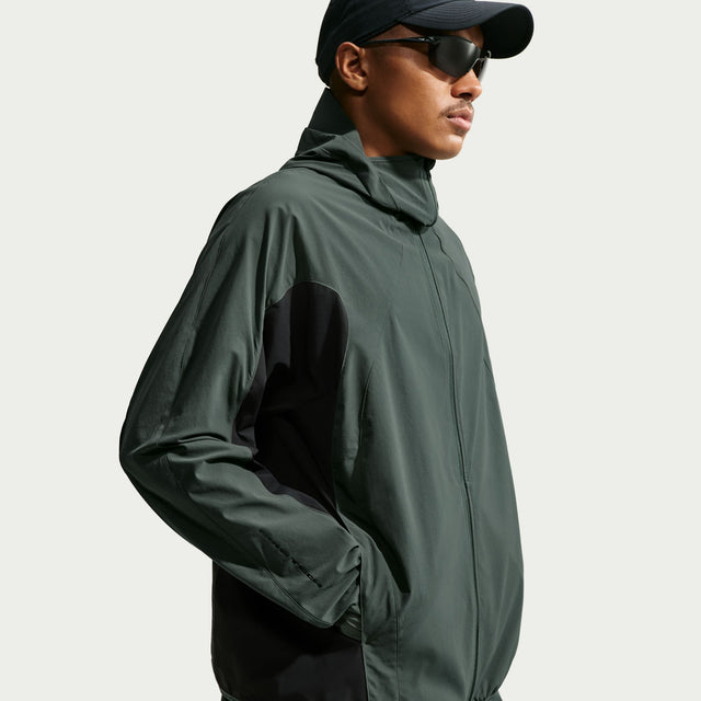 M Nike Tech Helios IF0903-303