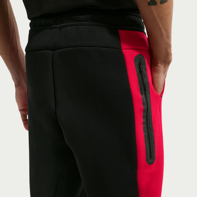 M Nike Tech IF1323-011