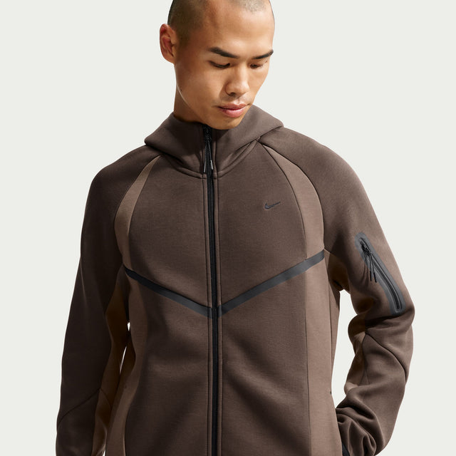 M Nike Tech IF1325-237