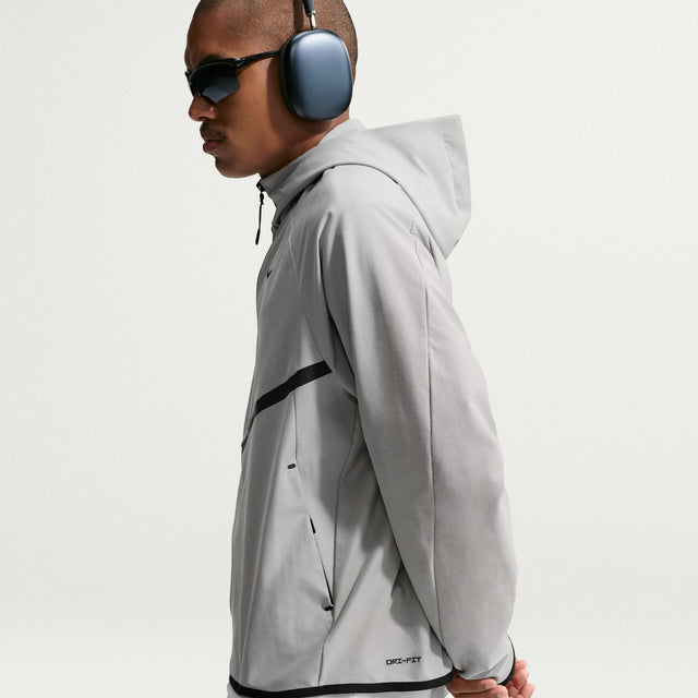M Nike Tech IF1345-009