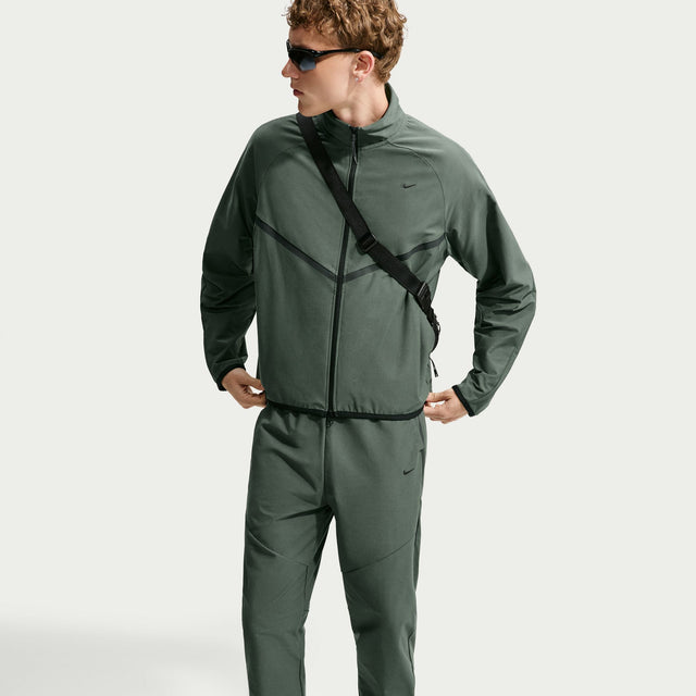 M Nike Tech IF1404-303
