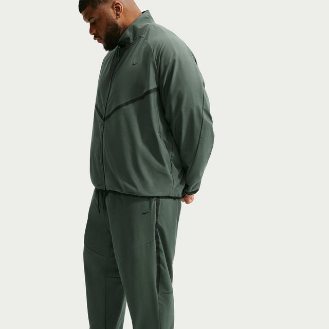 M Nike Tech IF1404-303