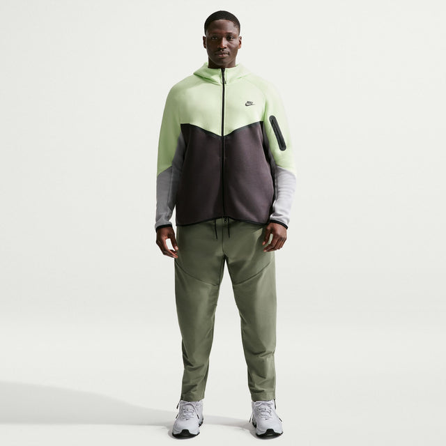 M Nike Tech IF1404-328