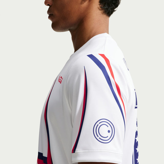 M USA x V.A.A. IH1696-100