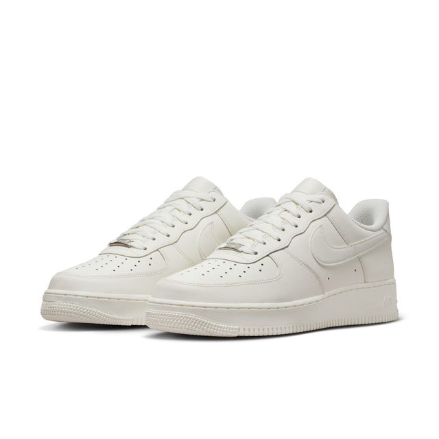 M Nike Air Force 1 '07 IH1698-100
