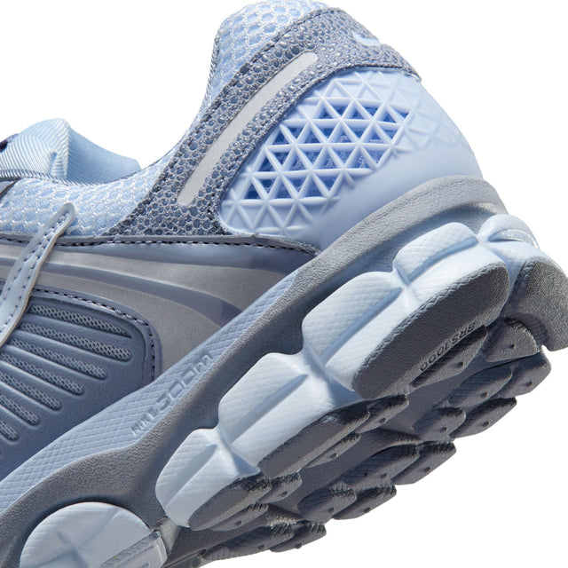 W Nike Zoom Vomero 5 II6236-400