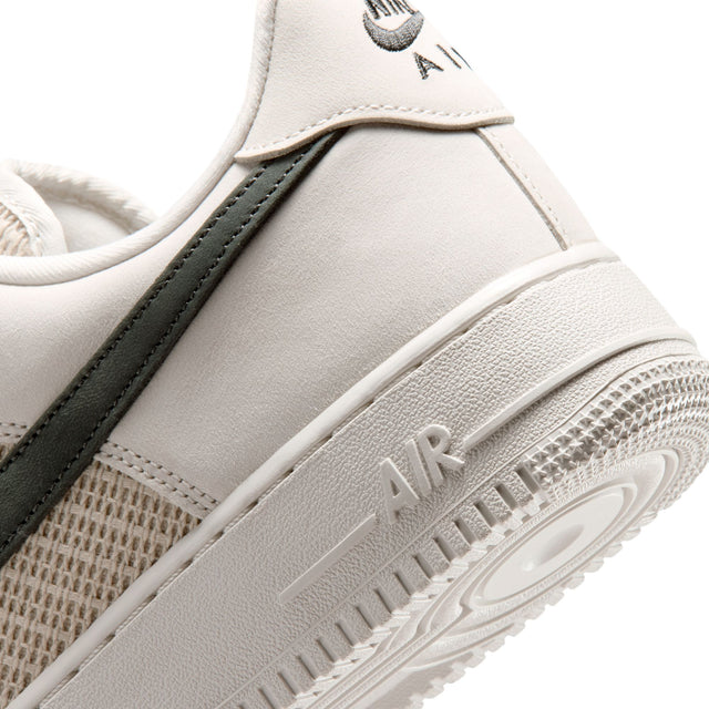 M Nike Air Force 1 '07 LV8 II9807-002