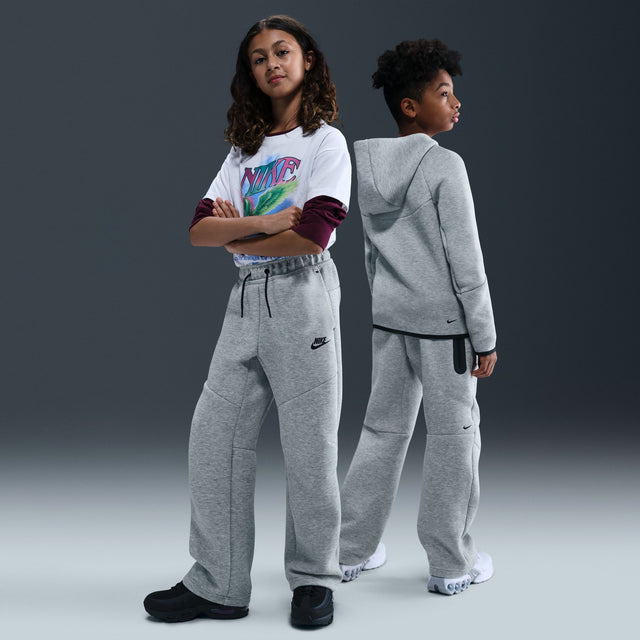 Y Nike Sportswear Tech Fleece IM0494-063