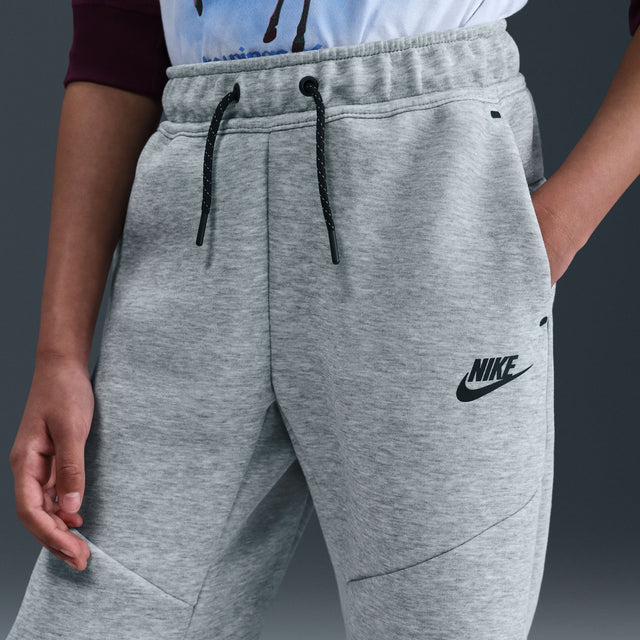 Y Nike Sportswear Tech Fleece IM0494-063