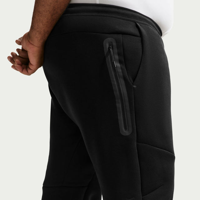 M Nike Tech IM0697-010