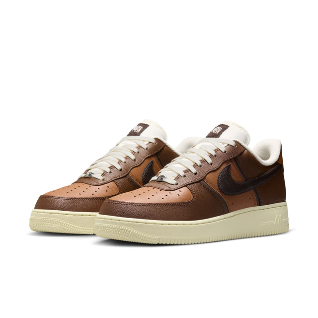 M Nike Air Force 1 '07 LV8 IM5752-200