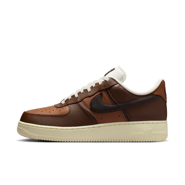 M Nike Air Force 1 '07 LV8 IM5752-200