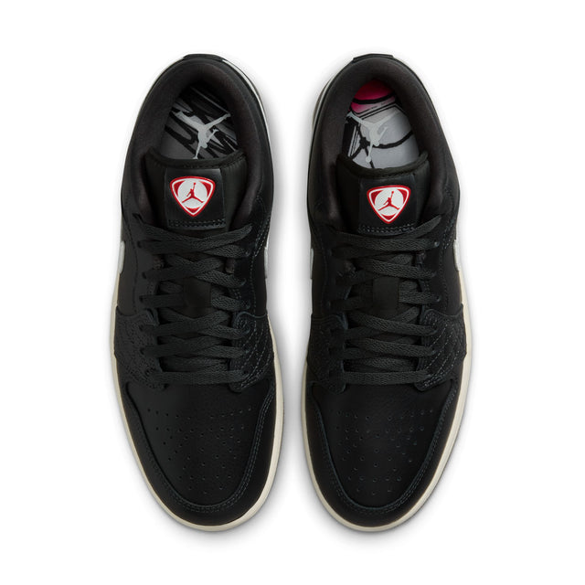 M Air Jordan 1 Low SE IO2047-001