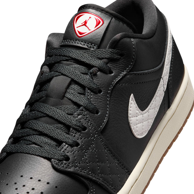 M Air Jordan 1 Low SE IO2047-001
