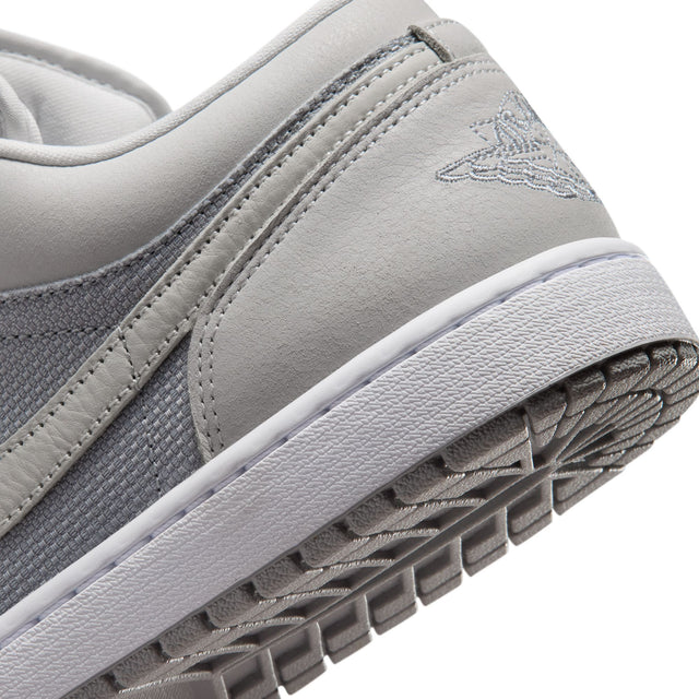 M Air Jordan 1 Low SE IO2049-100