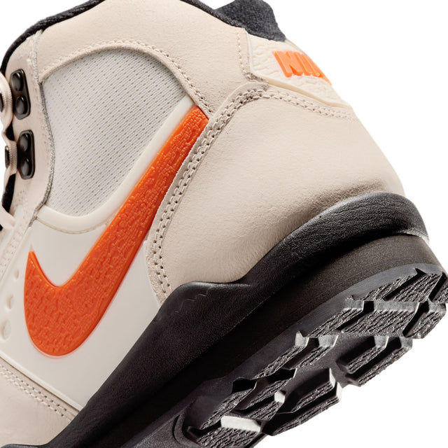 M Nike Baltoro IO4556-100