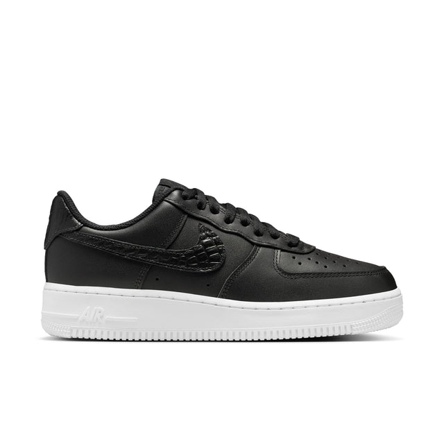W Nike Air Force 1 '07 SE IO4837-001