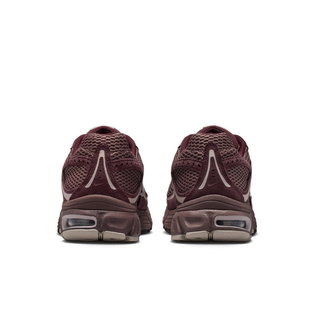 W Nike Air Max Moto 2K SE IO4862-500