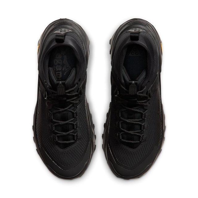 M ACG Zegama Hike IO7854-002