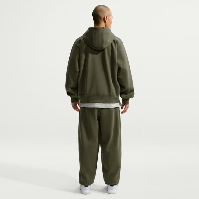 M Nike x Nike IO8760-325