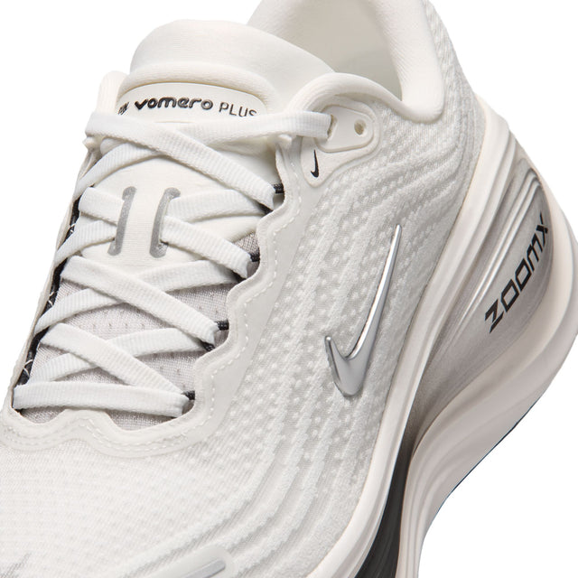 W Nike Vomero Plus IO9916-101