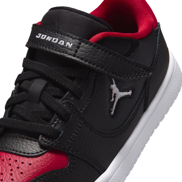 Y Jordan Court Connect Low IQ6046-003