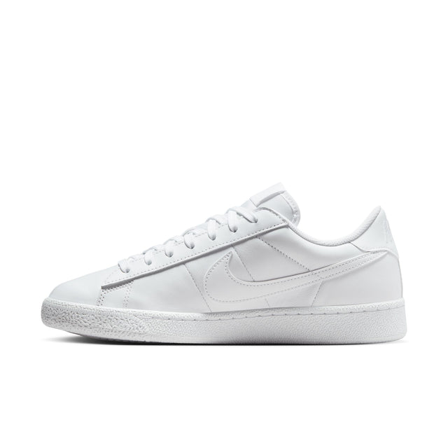 W Nike Tennis Classic IQ7387-107