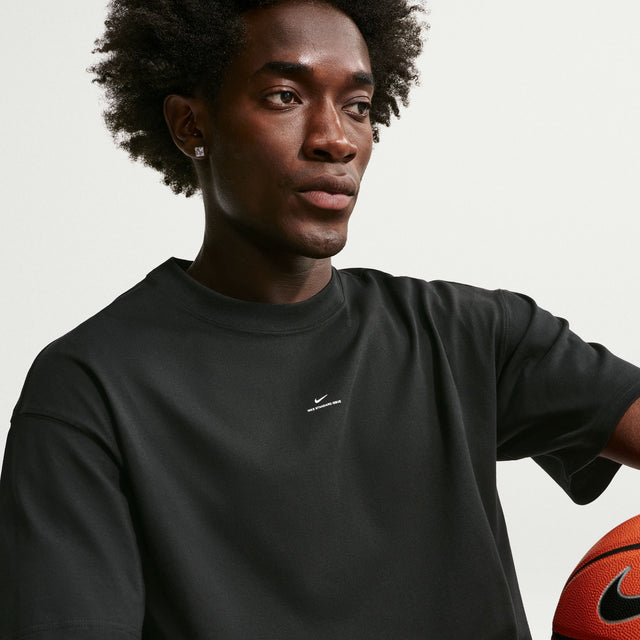 M Nike Standard Issue IR1861-010