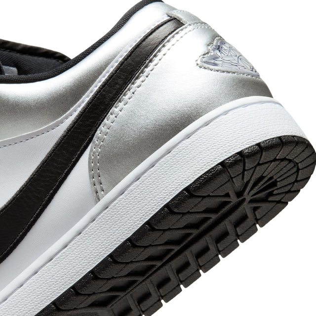 M Air Jordan 1 Low SE IR2278-100