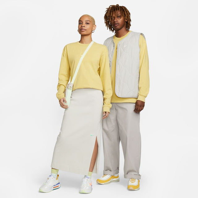 Buy NIKE Nike Sportswear Premium Essentials DO7390-700 Canada Online