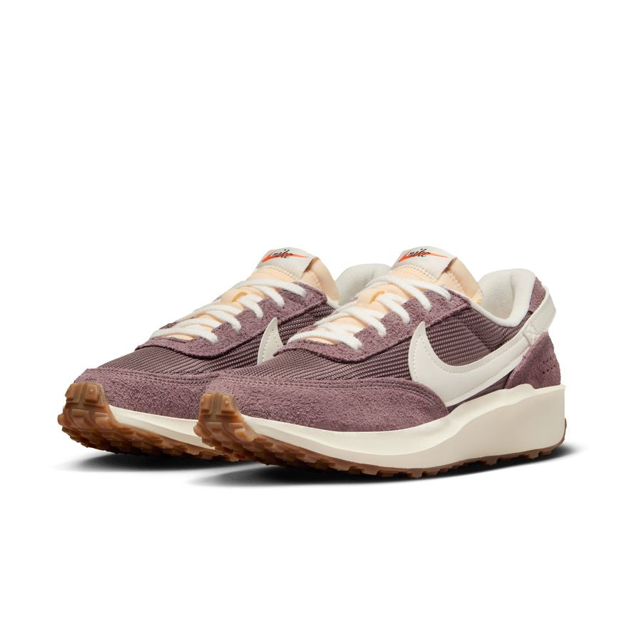 Buy NIKE WMNS NIKE WAFFLE DEBUT VNTG DX2931-200 Canada Online